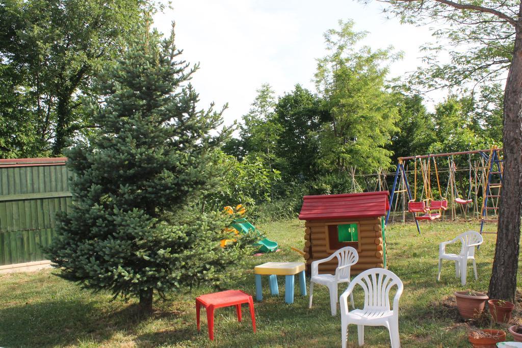Residence La Piscina Ізола-дель-Ґран-Сассо-д'Італія Екстер'єр фото