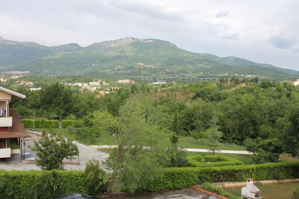Residence La Piscina Ізола-дель-Ґран-Сассо-д'Італія Екстер'єр фото