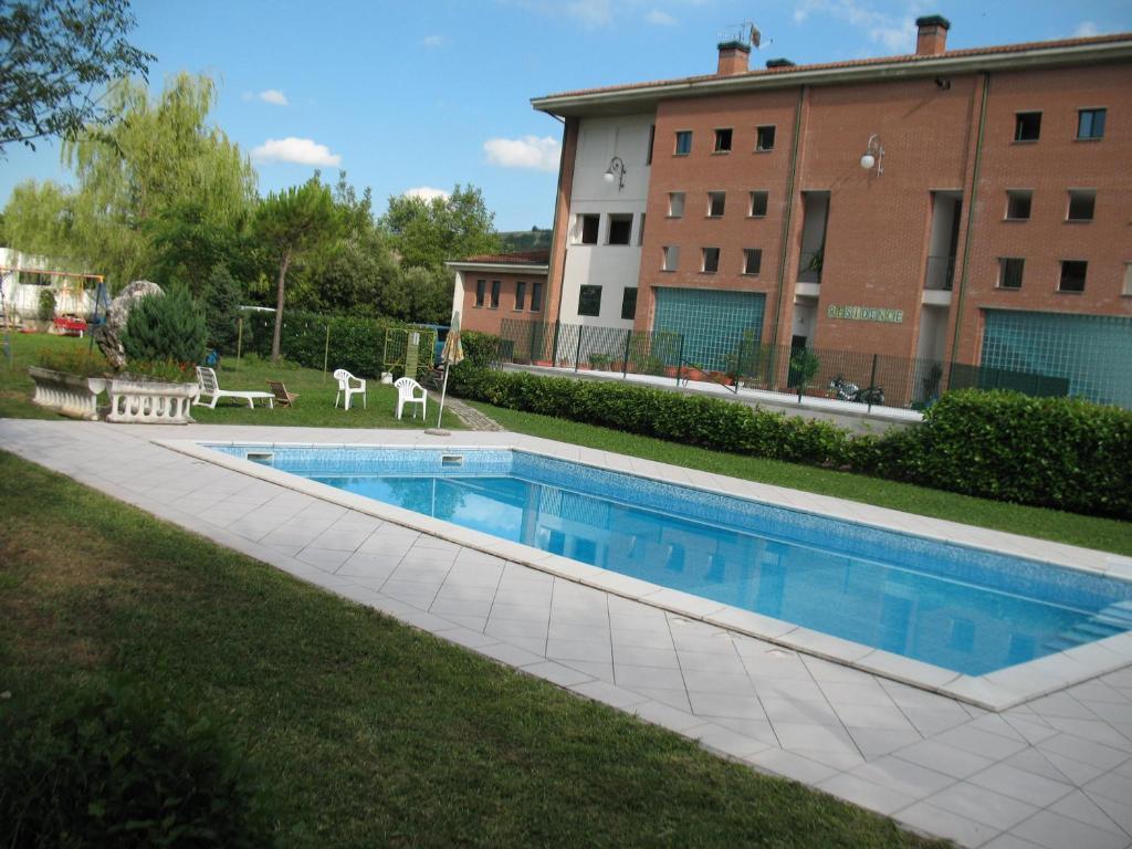 Residence La Piscina Ізола-дель-Ґран-Сассо-д'Італія Екстер'єр фото